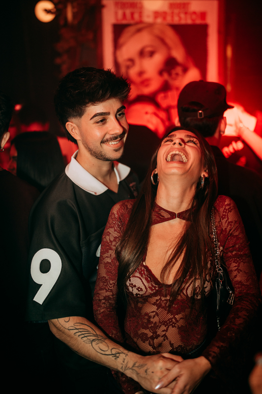 ⁠LUAR LA L